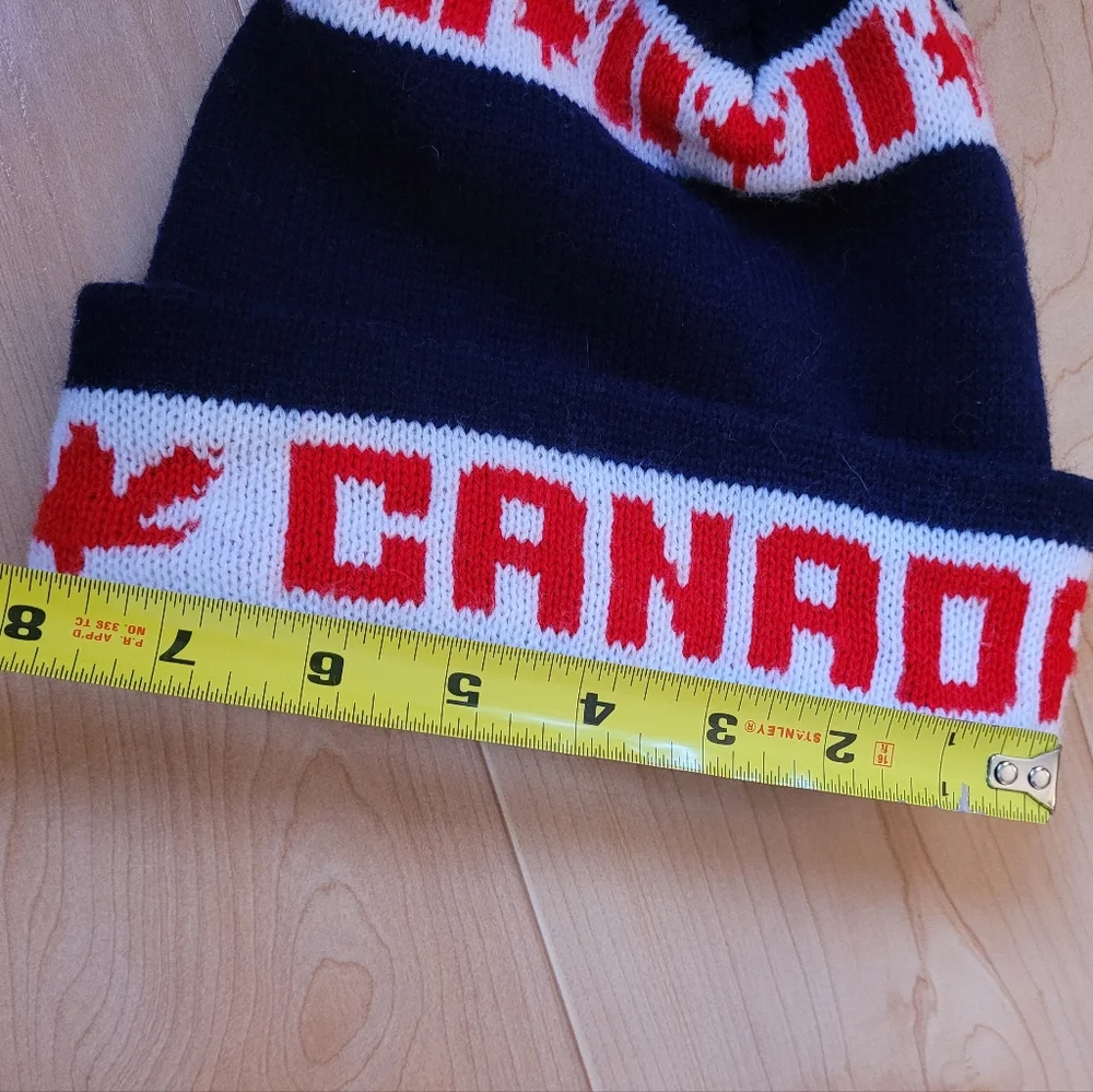 Vintage canada knit